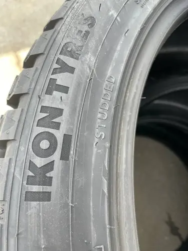 Шины  Ikon Tyres Character Ice 8 SUV 245/50 R18 104T XL купить 