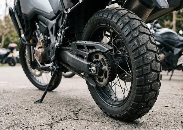 Системы контроля давления (TPMS) для мотоциклов: зачем нужны и как выбрать  